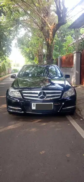 Mercedes Benz C 200 CGI th 2012