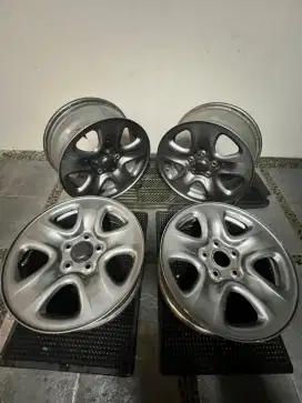 FS Velg OEM Toyota Rav4