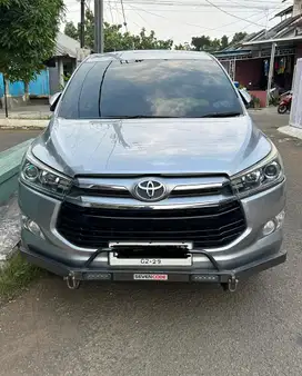 Innova Reborn A/T Bensin Type V Luxury