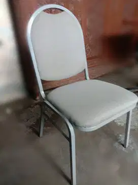 Kursi Tumpuk Chitose