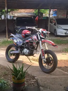 VIAR CROSS X 150 FULL SUPERMOTO 2019