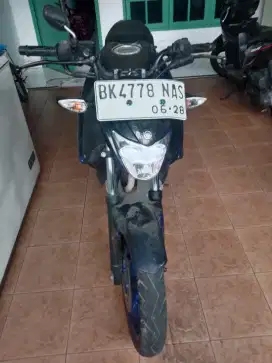 Yamaha vixion tahun 2018 warna biru