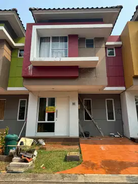 Dijual Cepat Rumah Bagus Strategis Cluster Malibu Gading Serpong