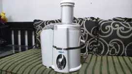 Juicer Buah dan Sayur Merk Aqua