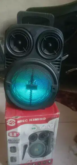 Speaker bluetooth portable