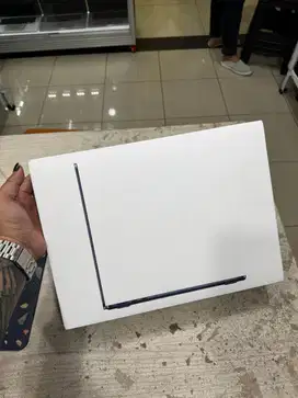 MACBOOK AIR M4 MIDNIGHT 13 INCHI 16/256 GB NEW SEGEL