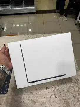 MACBOOK AIR M4 MIDNIGHT 13 INCHI 16/256 GB NEW SEGEL