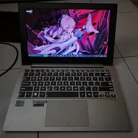 Laptop Asus Zenbook Gen 1 UX21A i5 3rd Gen Intel HD 4000 RAM 4GB SSD