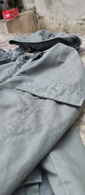 JAKET PUMA VINTAGE