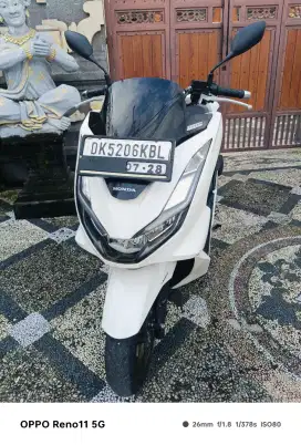 Honda pcx ABS 2023 putih metalik