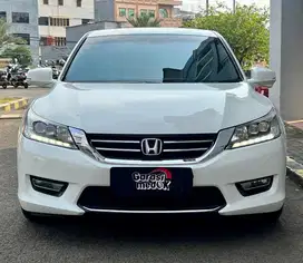 Honda Accord VTIL VTI-L VTI L 2013 Antik Low Km Murah Bekas Genap Top