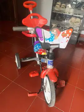Sepeda anak bekas