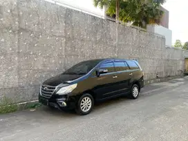 Toyota Kijang Innova 2.5 V AT 2013