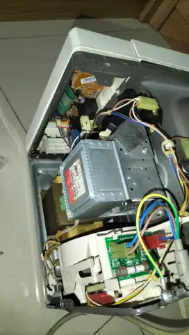 Servis AC servis kulkas servis mesin cuci