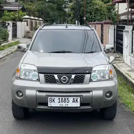(Super!) Nissan Xtrail ST 2.5 A/T 2008