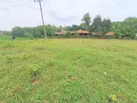 Kavling Dekat Akses Tol Japek II Selatan, 1 Jt-an/m2