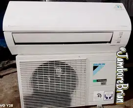 AC DAIKIN 1 PK INVERTER THAILAND