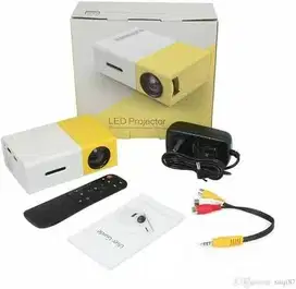 (BEKAS) MINI PROYEKTOR YG300 / YG-300 / YG 300 LCD