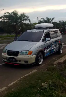 Hyundai Trajet 2001 Bensin