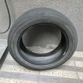 Ban mobil Toyo 225/55 R19