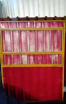 Kontainer booth bekas