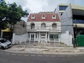 Disewakan Ruang Usaha, Luas 750m2 di Gandaria, Kramat Pela