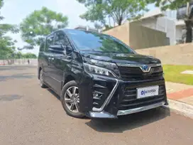 TDP Rendah Toyota Voxy 2.0 Bensin-AT 2019 UGI