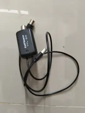 Penguat sinyal antena TV