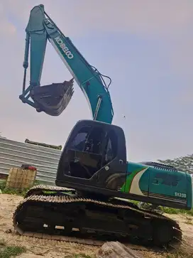 Excavator Kobelco Sk200-6 tahun 2006 siap kerja
