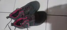 Sepatu eiger ori ukuran36