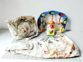1 set Perlengkapan Bayi Gendongan Bayi Tas Bayi Mainan Bayi (4 jenis)