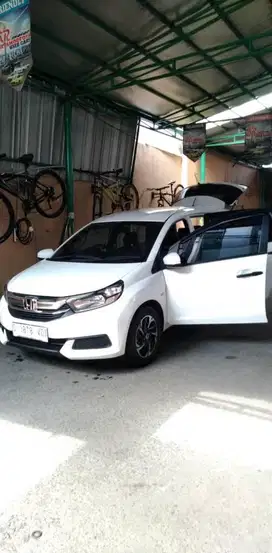 Dp 4Jt Honda Mobilio S 1.5  Manual 2022 Mulus Putih