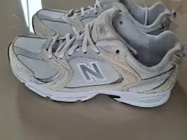 NEW BALANCE Sepatu Sneakers Unisex 530 MR530CE ORIGINAL