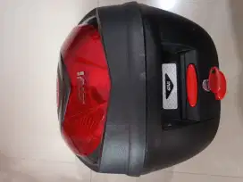 Box Givi nmax & braket