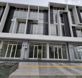 RUKO 3LT BOULEVARD NORTH WEST CITRALAND SURABAYA