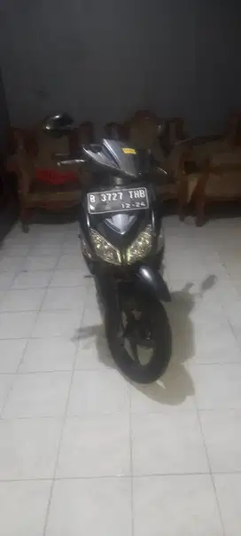 Dijual Motor Vario 110cc hitam 2011