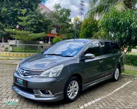 CASH NISSAN Grand Livina HWS A/T 2015 - Grey Metallic