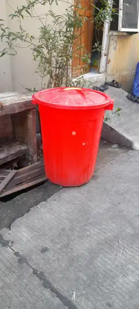Ember plastik shinpo jumbo isi 260 liter