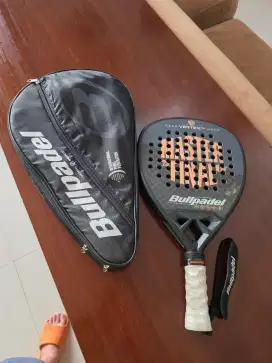 BULLPADEL VERTEX 04 LIMITED EDITION