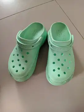 Sepatu Sandal Wanita Crocs Original