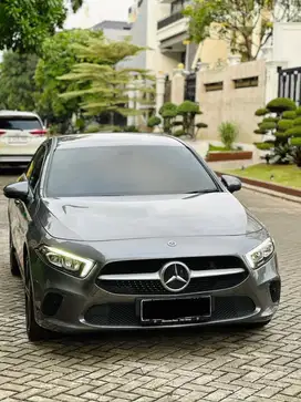 Mercedes Benz A200 Nik 2022/2023 Sedan (CASH) masih garansi jual cepet