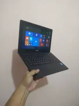 Laptop asus x200 slim