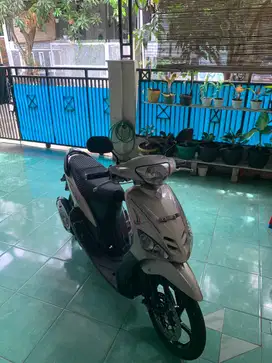YAMAHA MIO SPORTY NONSTEP 2005