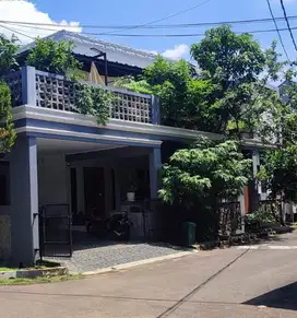 Dijual Rumah 2Lantai Di Serpong Park Jelupang Tangsel