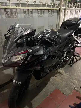 Yamaha R15 2015