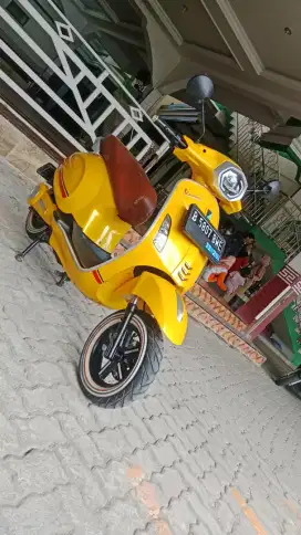 Vespa listrik VP greentech tahun 2024