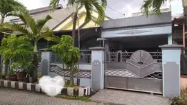 ‼️MURAAAH‼️RUMAH LAMA KEBRAON WIYUNG SURABAYA SELATAN DEKAT TOL