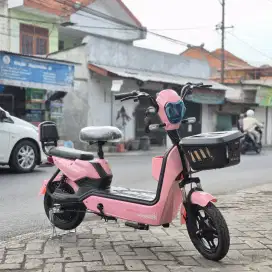 SEPEDA LISTRIK TERMURAH!! BISA PEMBAYARAN KREDIT DP 0% BUNGA 0%,