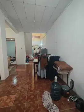 Dijual rumah 2 lantai di sayap Ciateul siap huni
