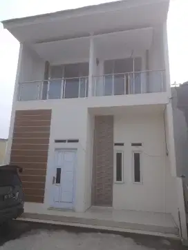Rumah 2 lantai di cluster juanda residence bekasi timur
